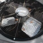 How to Replace a Central AC Capacitor or Contactor 如何更换中心交流电容器或接触器